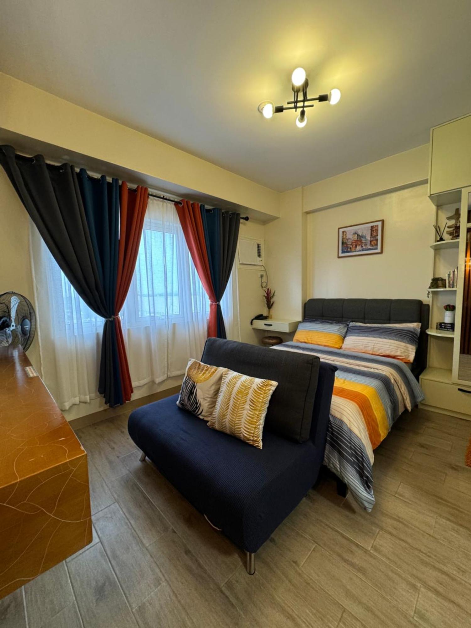 Condo Home With Fast Wifi In Bacolod City Экстерьер фото