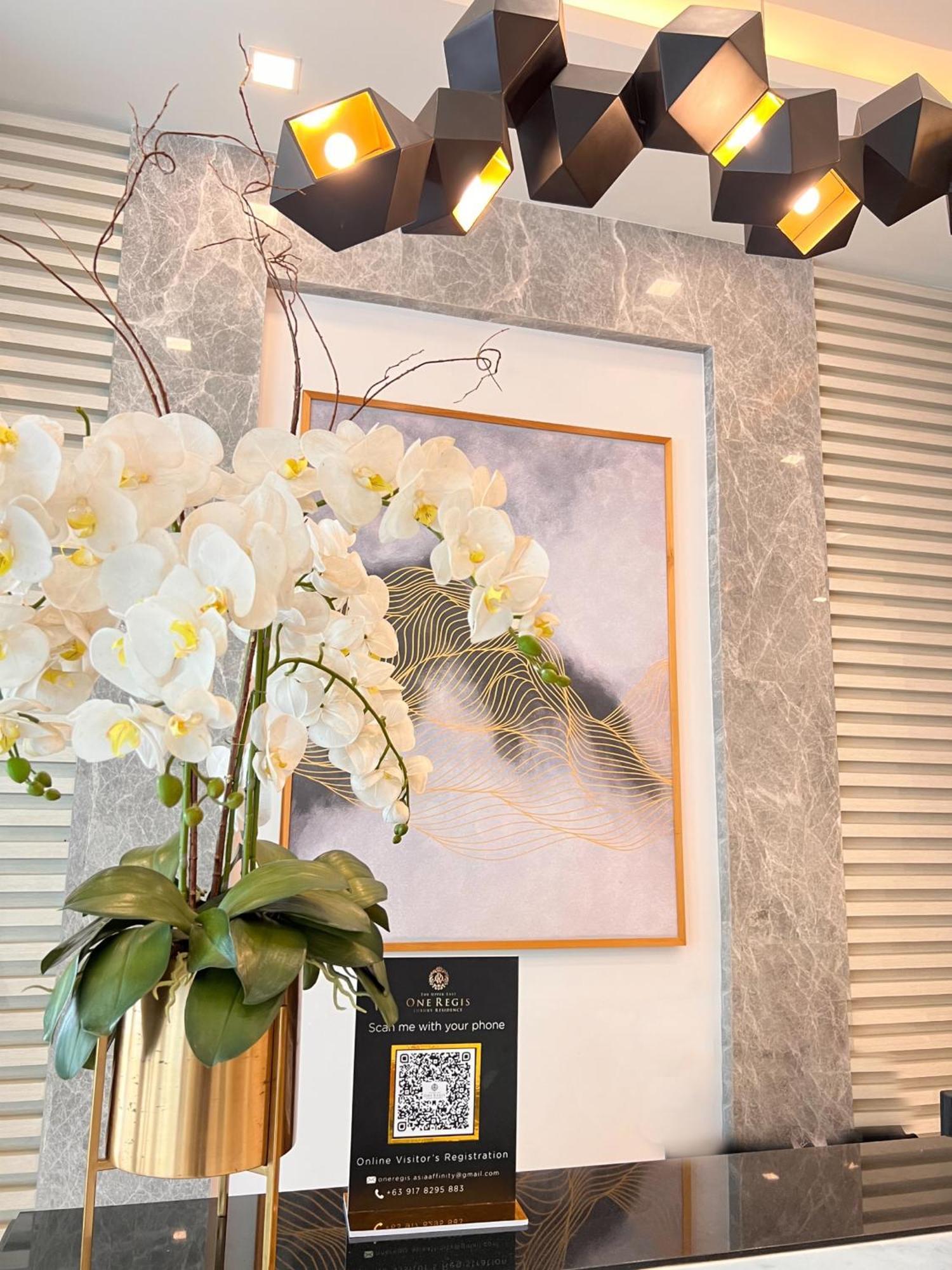 Condo Home With Fast Wifi In Bacolod City Экстерьер фото